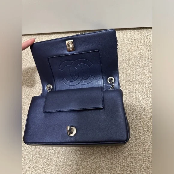 Chanel Classic Mademoiselle Chevron Crossbody Flap Bag - Picture 7 of 10